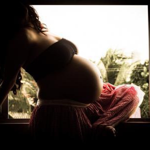 臨月に頻尿などで眠れない妊婦さんへ