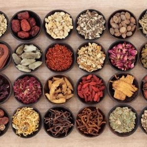 漢方って効果あるの?漢方薬が効くまでの期間と薬効アップの飲み方