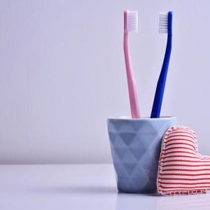 「植物性研磨剤」の天然由来歯磨き粉の特徴と効果&おすすめ商品をご紹介!