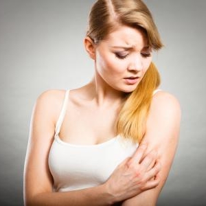 漢方で、アトピー性皮膚炎を治療する方法や効果とは?
