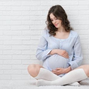 臨月の腰痛やお腹の張りはもうすぐ出産の証